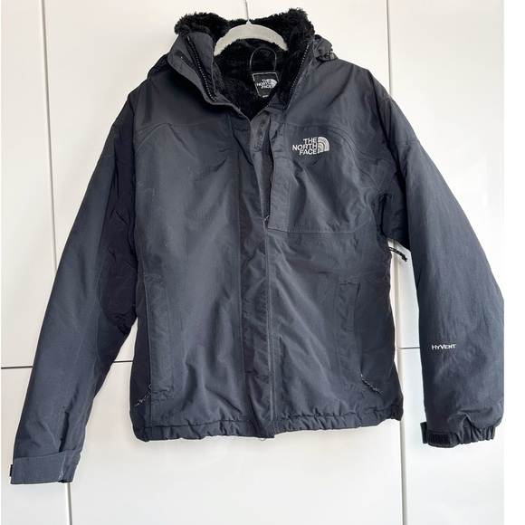 The North Face Winter Ski Jacket Hyvent Black Size Small Faux Fur Hood - Picture 1 of 13